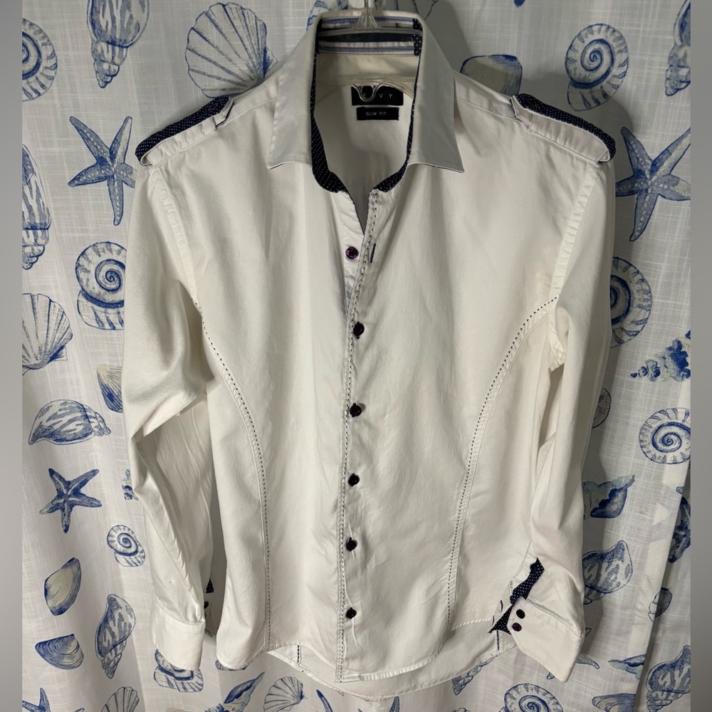 Envy White & navy blue men’s European style shirt. Unique design Excellent